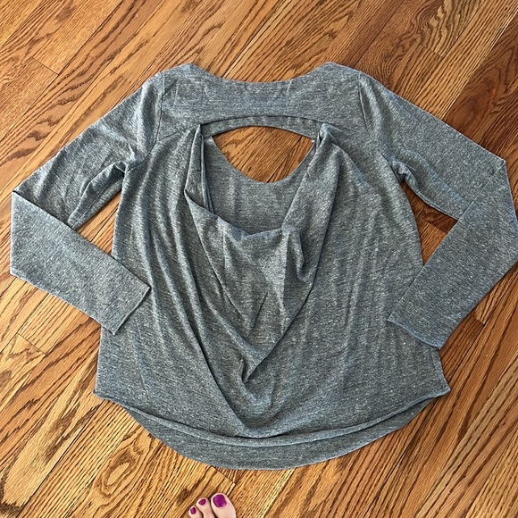 Chaser Heather Gray Long Sleeve Cut Out Front/Drape Back Shirt - NWT - Picture 5 of 5